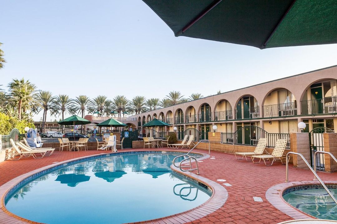 阿納海姆公園國王酒店及會議中心