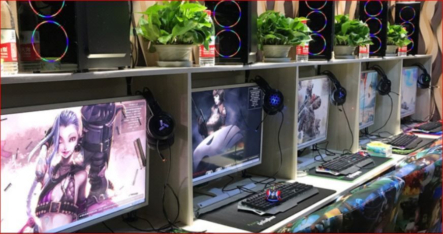 Four Leaf Clover E-sports Apartment