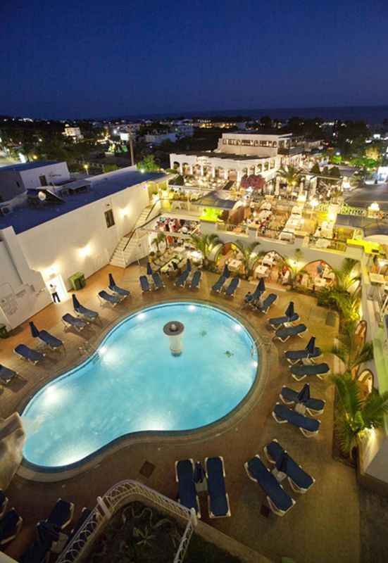 皮弗克斯海灘酒店