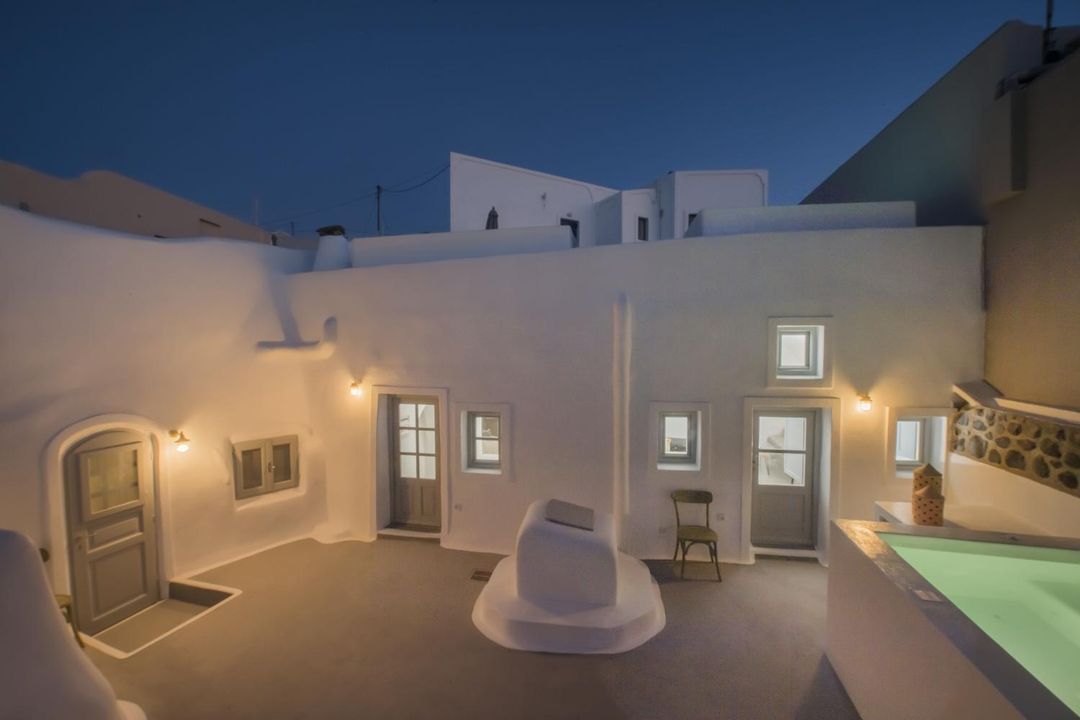 Aqua Serenity Luxury Suites - Adults Only