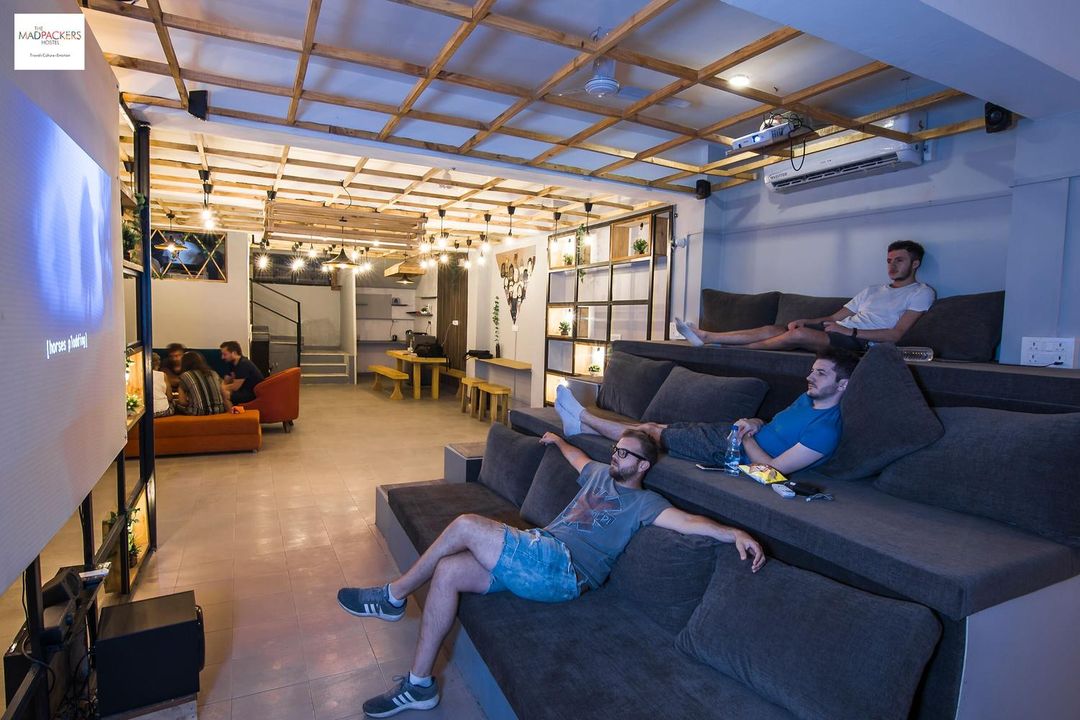 亞格拉瘋狂揹包客青年旅舍