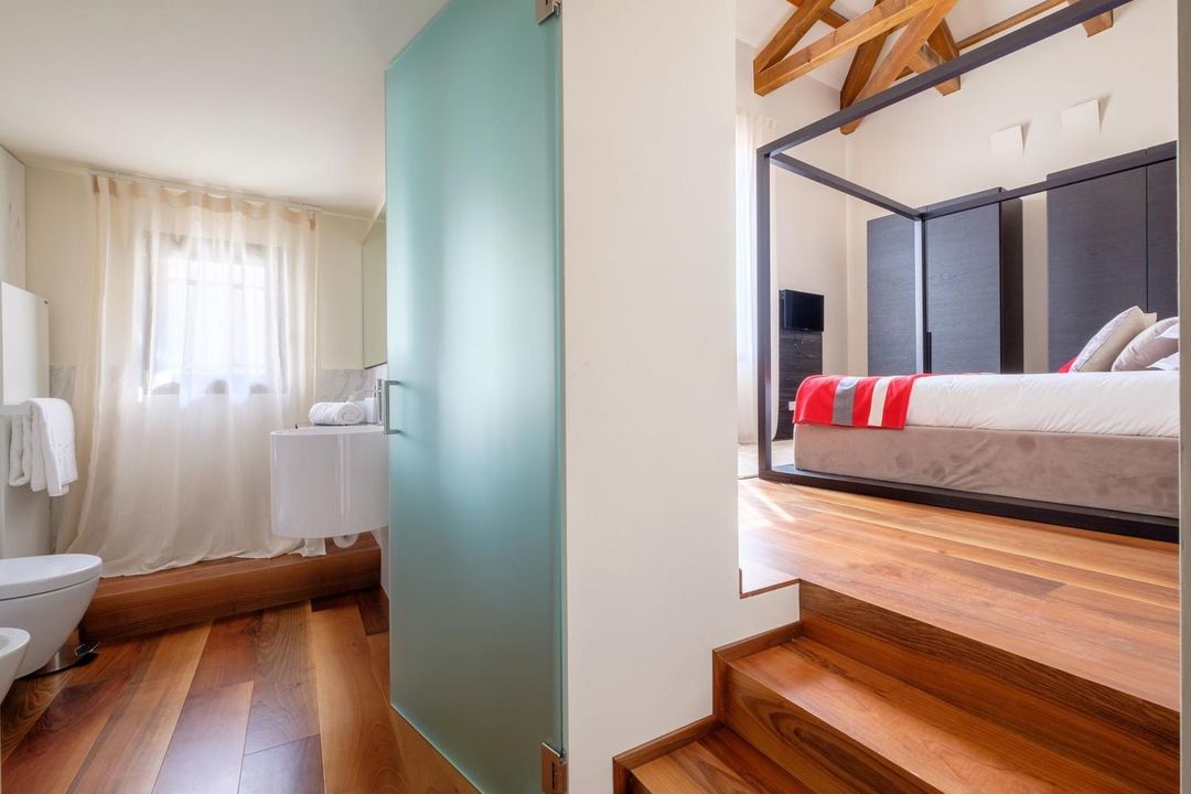 卡莫羅 - 薩里納酒店