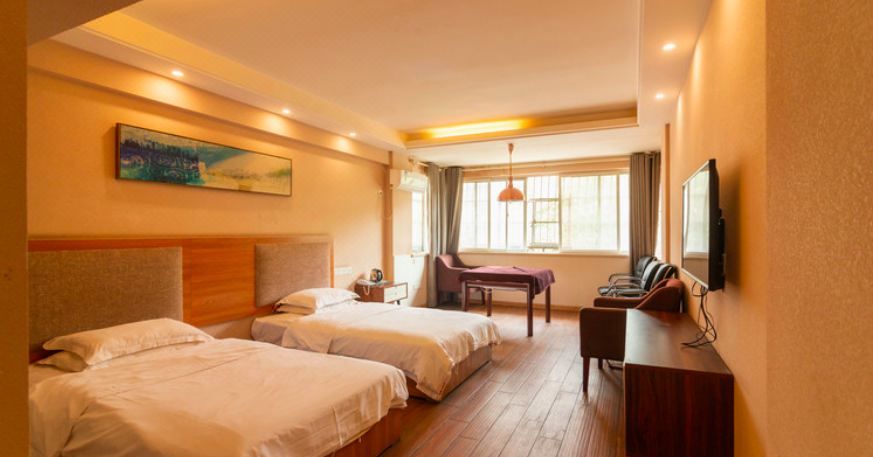 華坤賓館(武漢吳家山水都店)