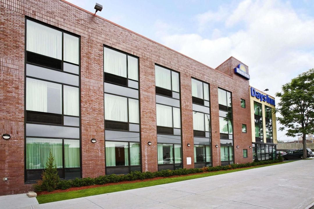 布朗克斯戴斯酒店-近體育場