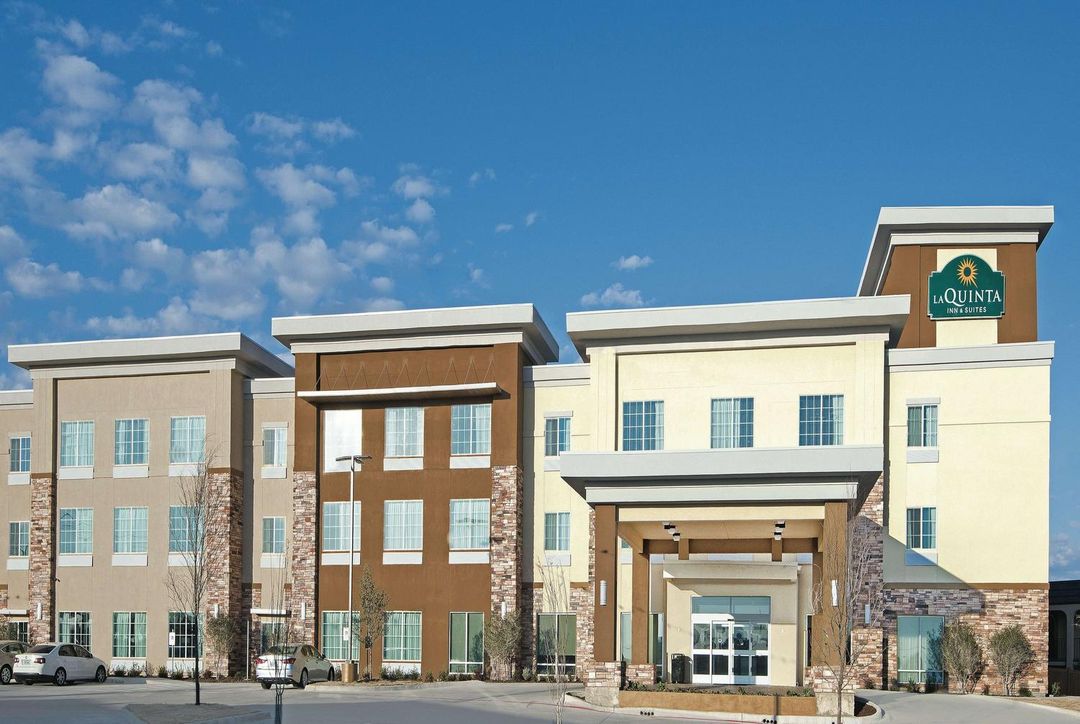 La Quinta Inn & Suites by Wyndham Fort Worth West - I-30