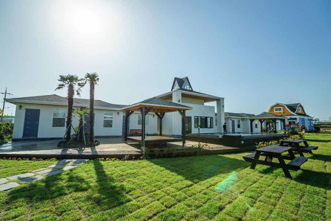 蒙特維爾住宿酒店