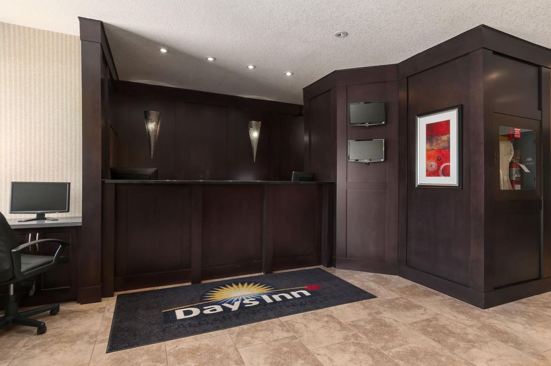 卡爾加里西北戴斯酒店