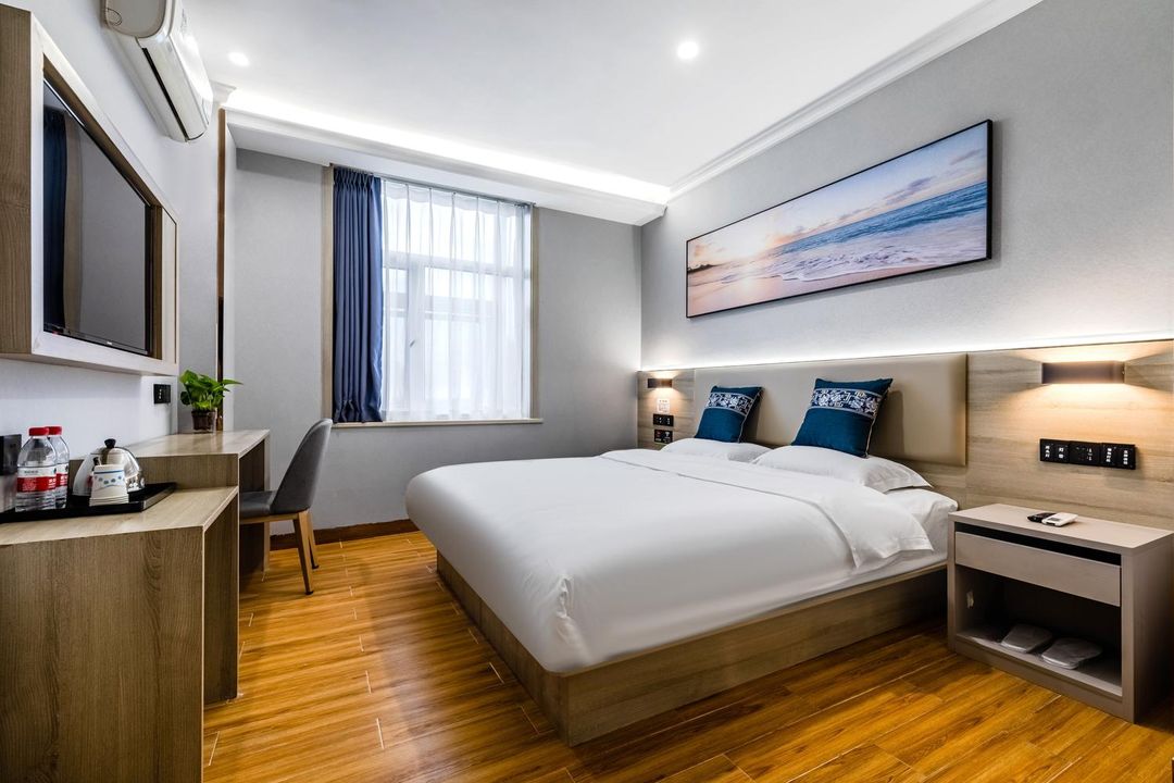 Boya Hotel (Beijing West Station Liuliqiao subway station)