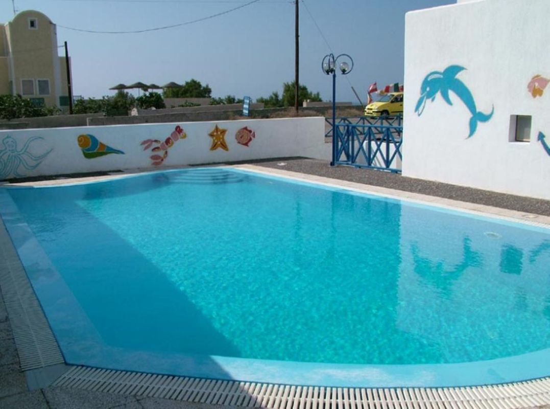 Stella's Place, Vlichada