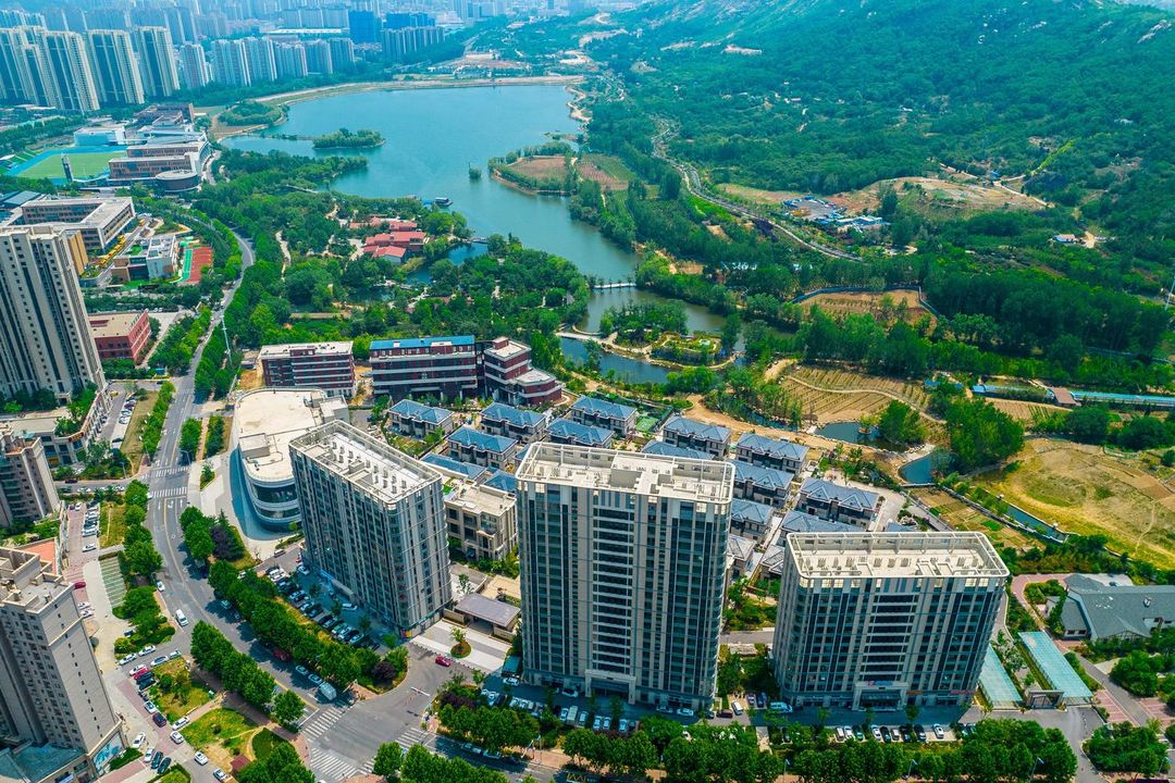 Qingdao Anlu Boutique Apartment (Huangdao Xiangjiang Road Weiming School Branch)
