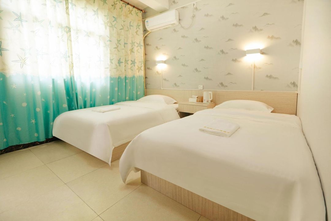 Rushang Yahui Express Hotel