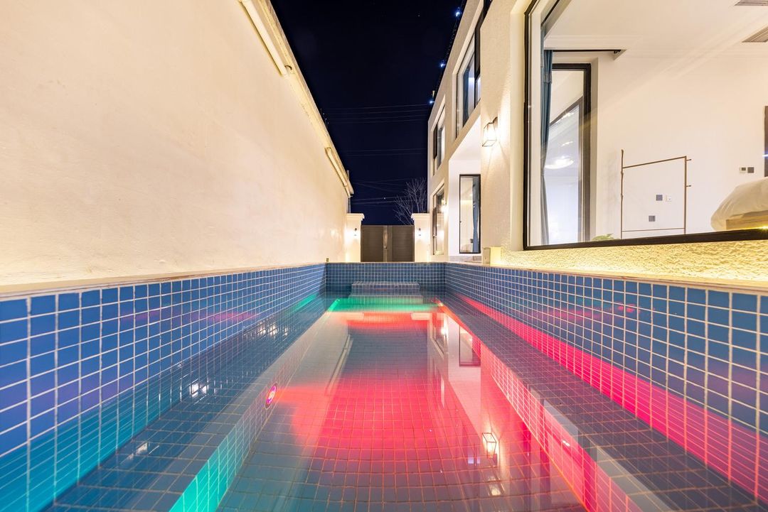 Don't be a small courtyard