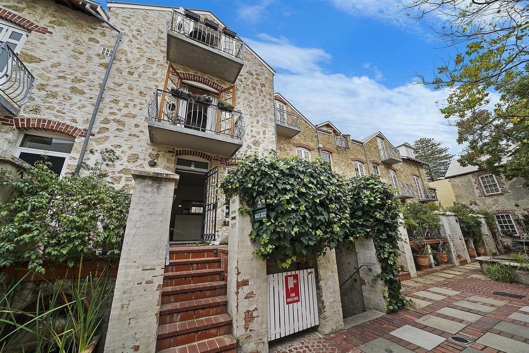 Fremantle Port Mill Bed & Breakfast - Unique Accommodation