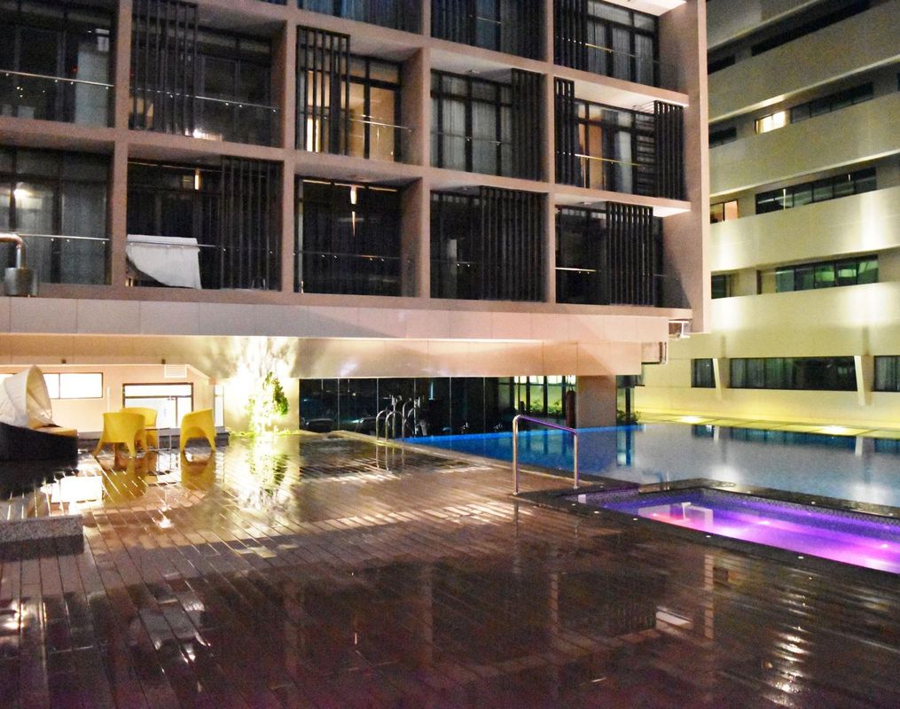 裏維森複合式蘇活悠姆