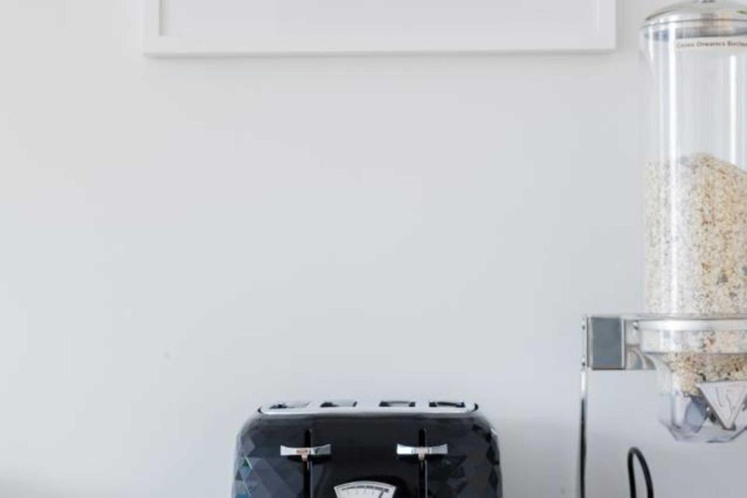 明亮翻修別墅出租公寓 - 可步行前往龐森比路