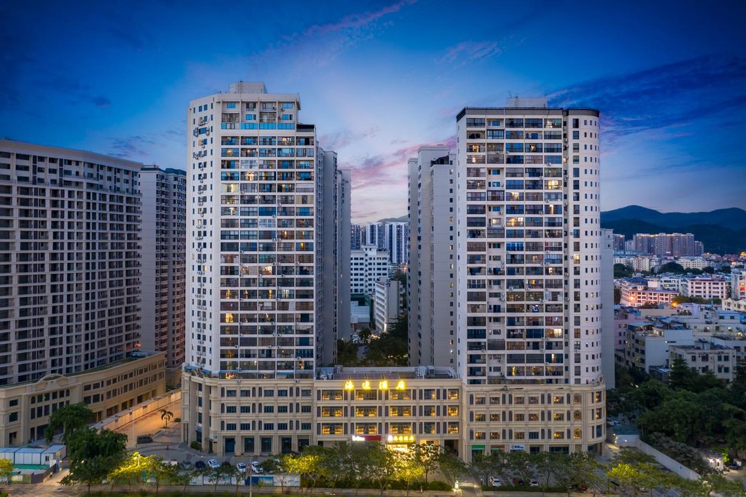 海邊酒店(三亞灣椰夢長廊海月廣場店)