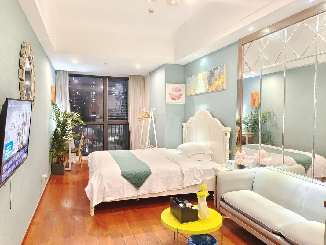 瑞鵬國際公寓(深圳羅湖萬象城大劇院地鐵站店)