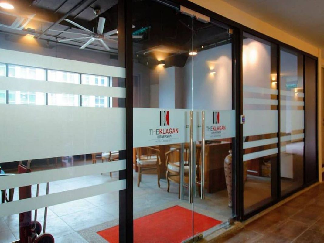 裏弗森克拉甘酒店公寓