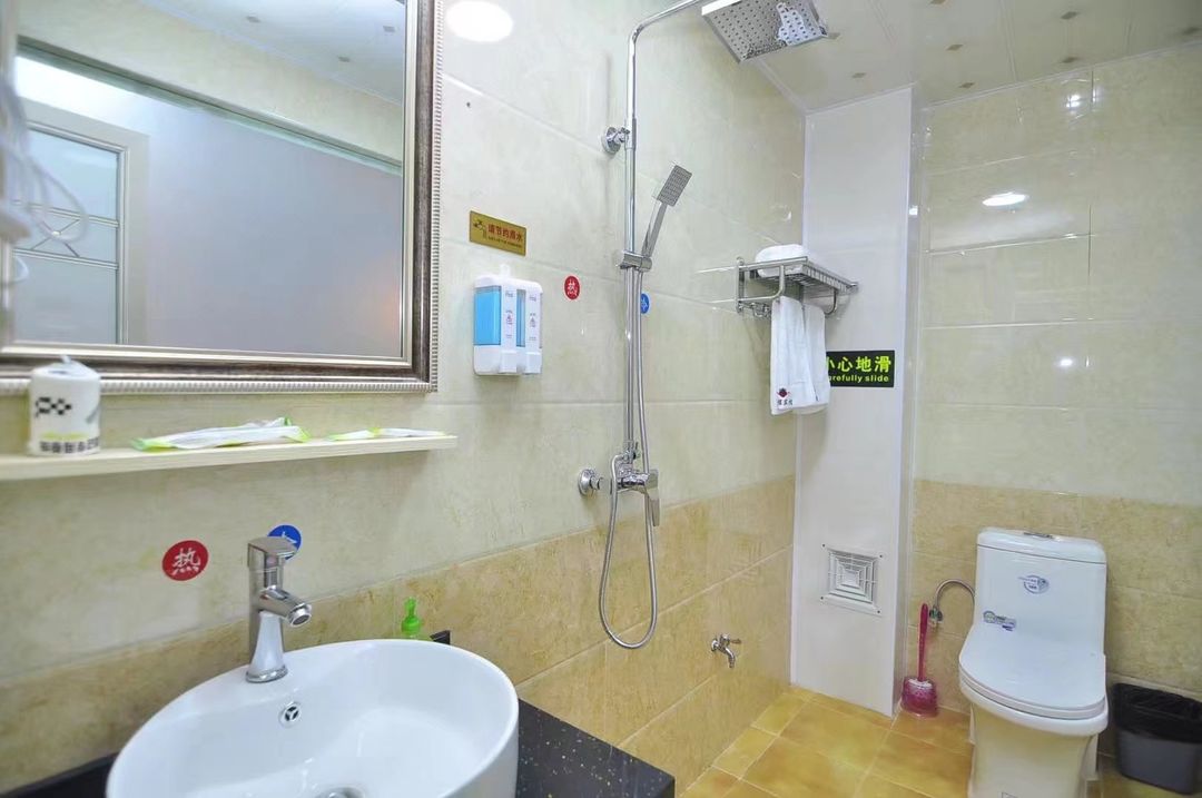 昆明典範酒店(長水機場店)