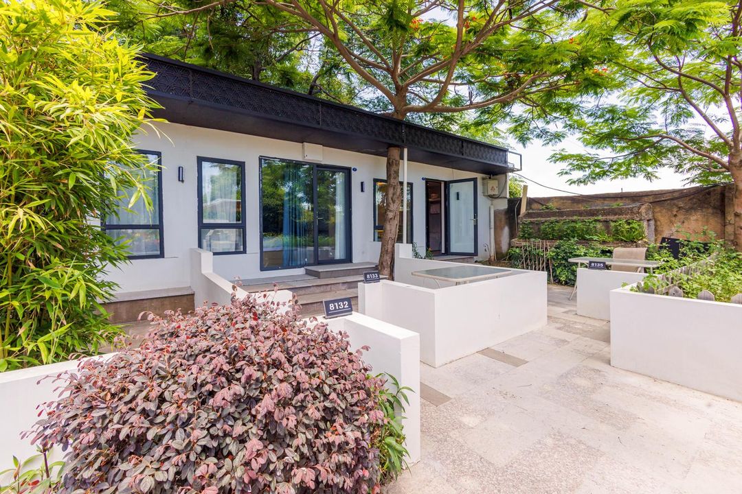 Yu xi Yitingshu(Exhibition Seaview Resort)