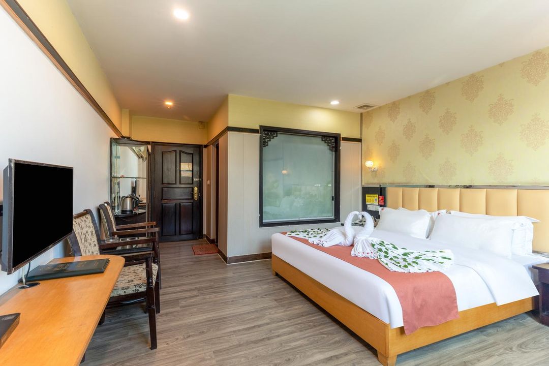 Fucheng Business Hotel