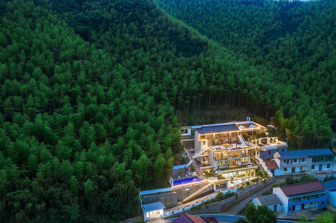 Mount Mogan Moyan · MOYA Mountain Luxury Resort Villa