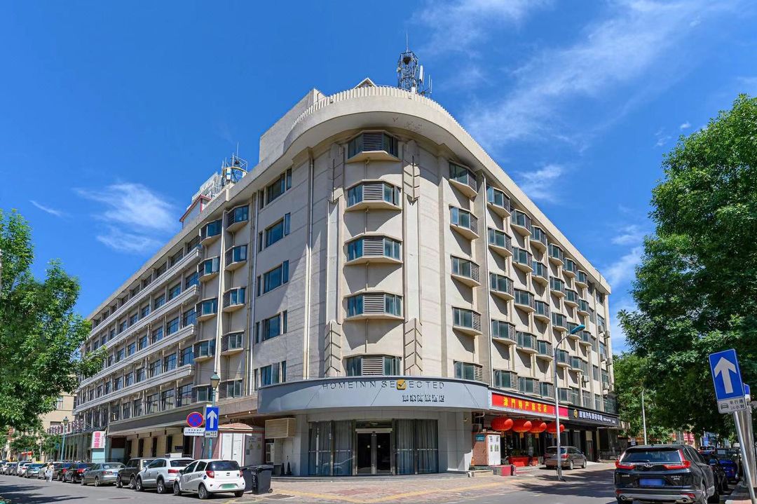 如家商旅酒店(天津火車站津灣廣場地鐵站店)