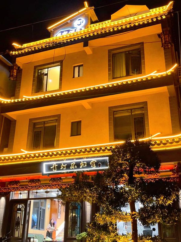 Green Lantern No Return Hotel