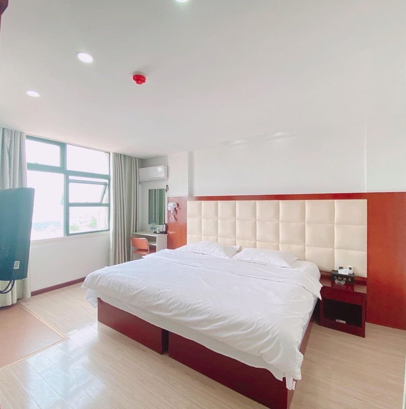 Wuhan Tianhong Hotel