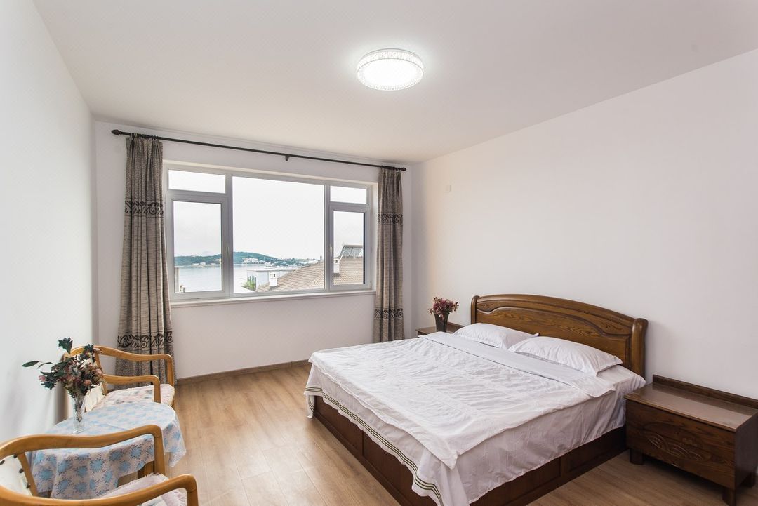 Fangdong Strawberry Women's Apartment (Shagang Road)