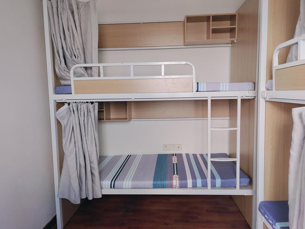 Juxian Hostel (Guangzhou North Station)