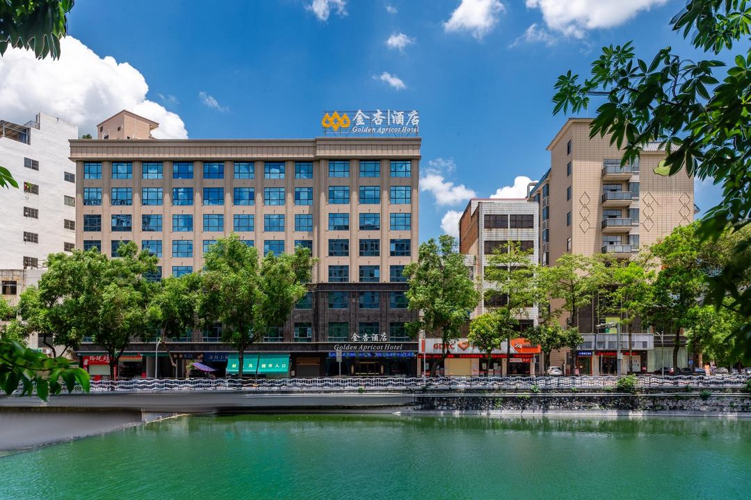 Jinxing Hotel (Yihua International Plaza)