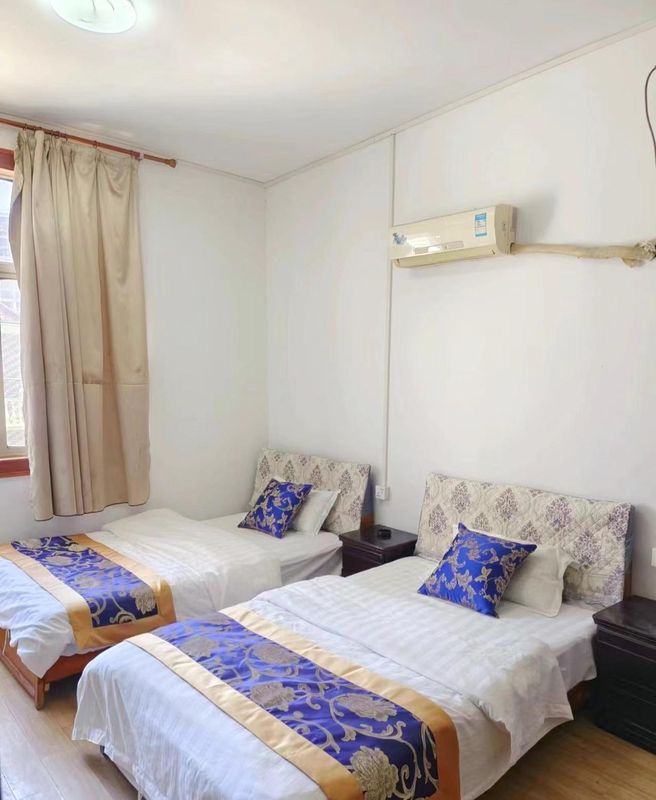 Shanghai Yixin Hotel