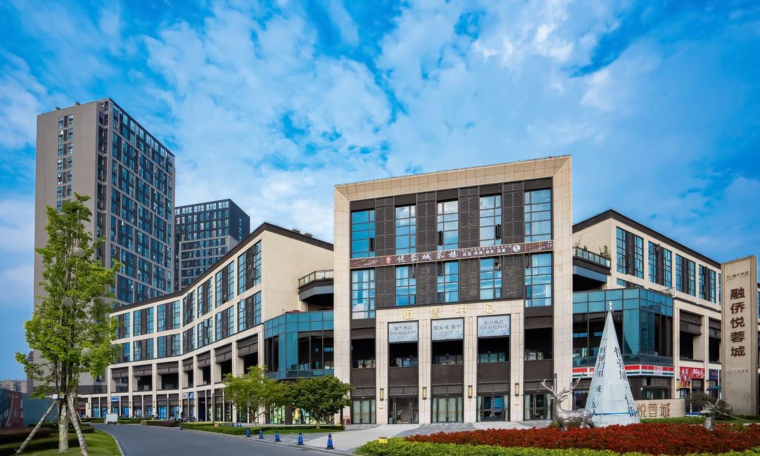 Yuerongcheng Serviced Apartment