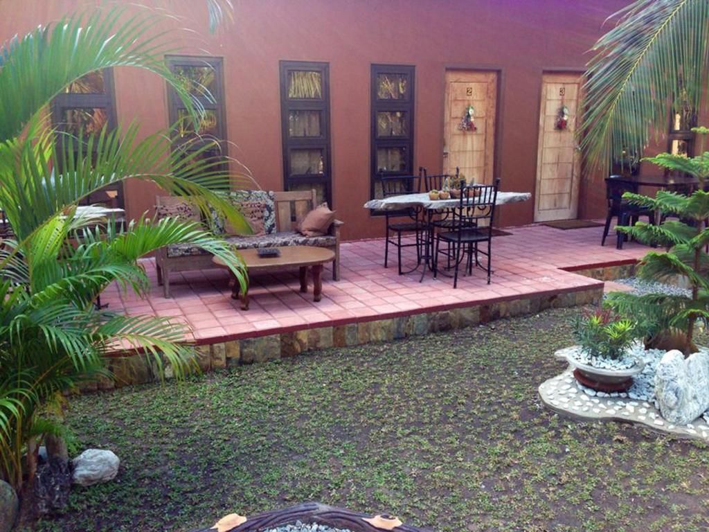 Bognot Lodge Mt Pinatubo賓館