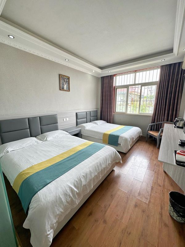 Chongzhou YiHe Apartment