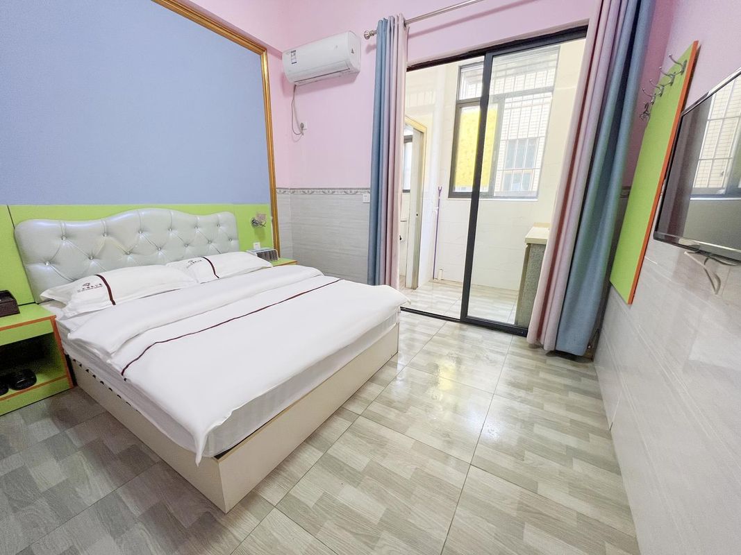 No.10 Apartment (Zhongshan Nantou City Rail Branch)