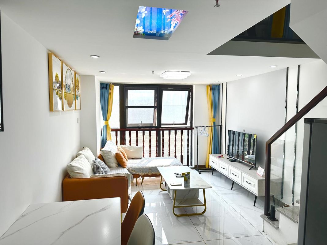 Aiqiyu Homestay (Kunming Peacock Town Branch)