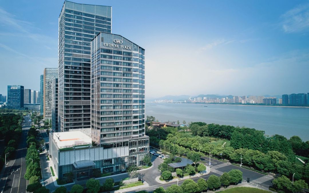 杭州濱奧皇冠假日酒店