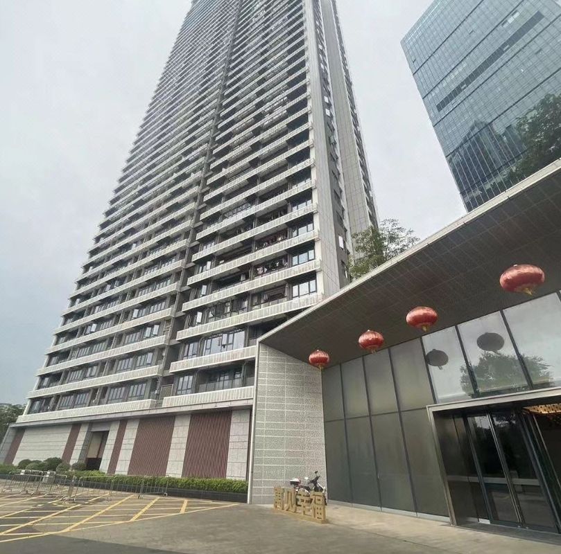 深圳新誠德公寓(光明萬達廣場店)