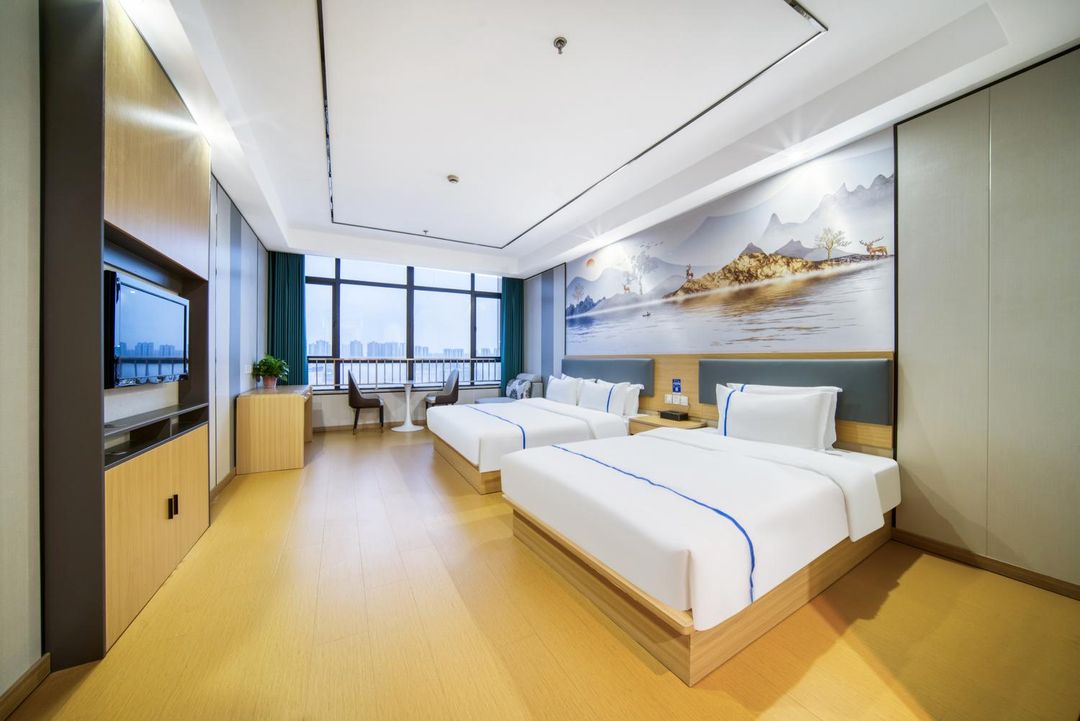 六朝名瑤酒店(杭州良渚物流中心店)