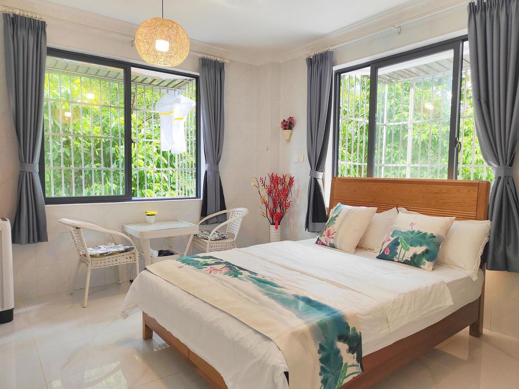 Huayuan New Village Family Apartment