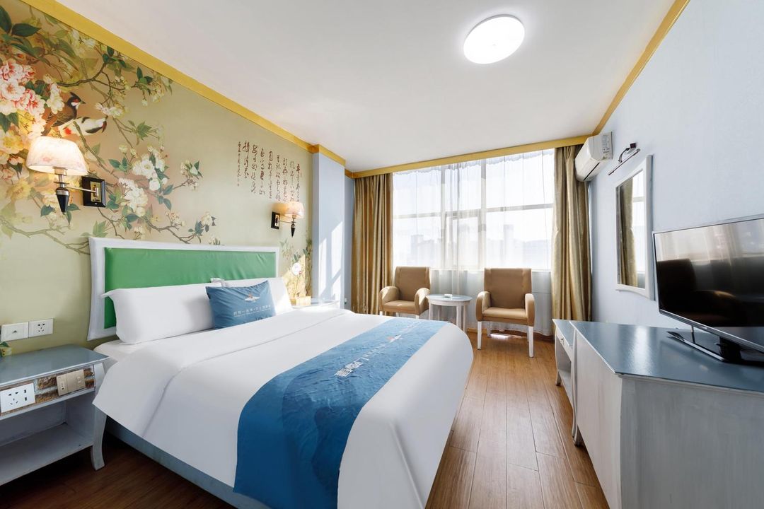 深圳柏豪泰酒店(公明天虹店)