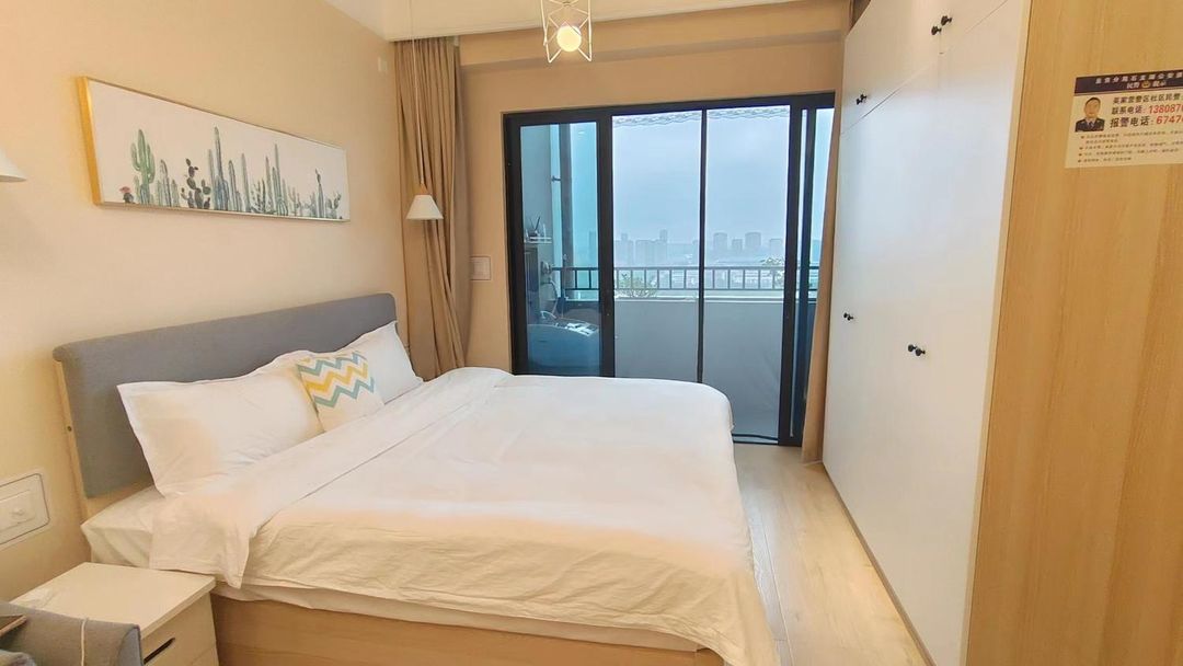 Nuanxin Apartment (Chenggong Peacock Town Branch)