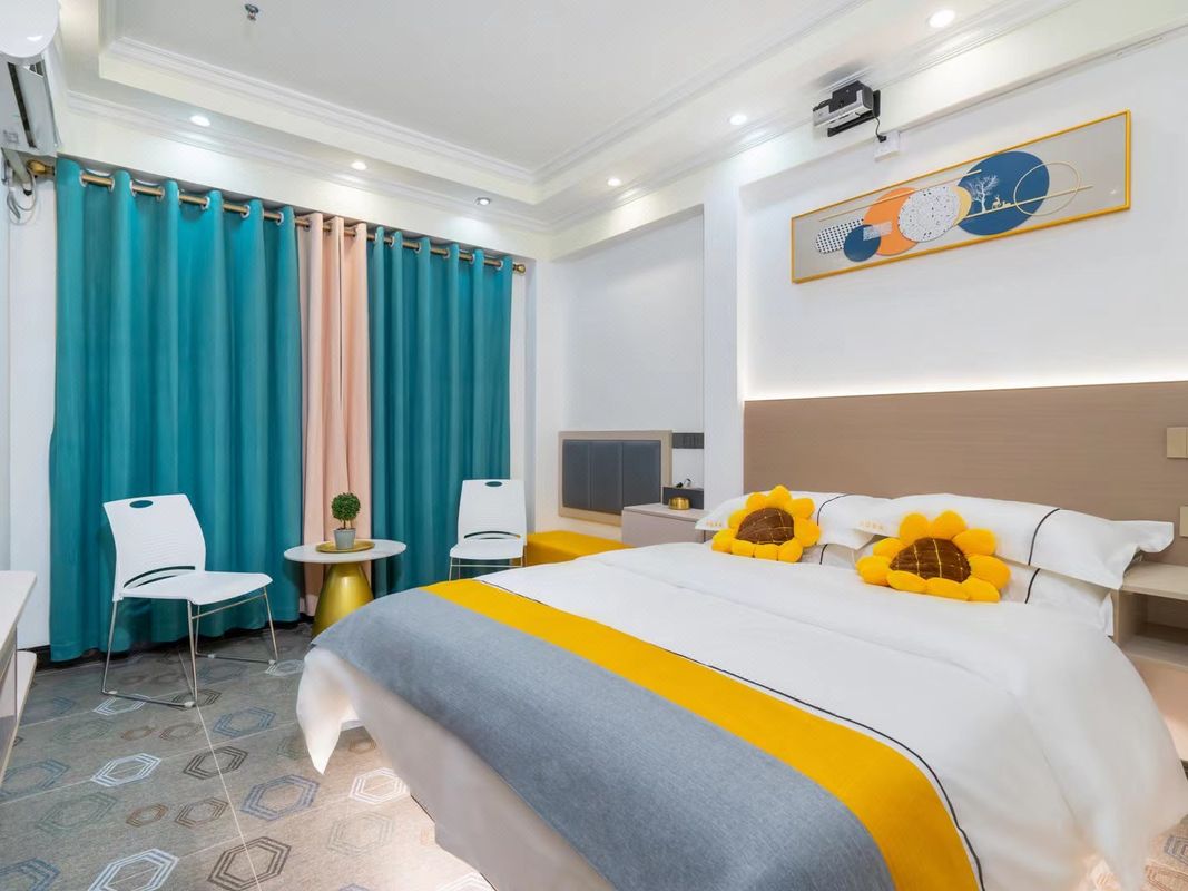 Hongyun Haoting Hotel (Lilin North Station)