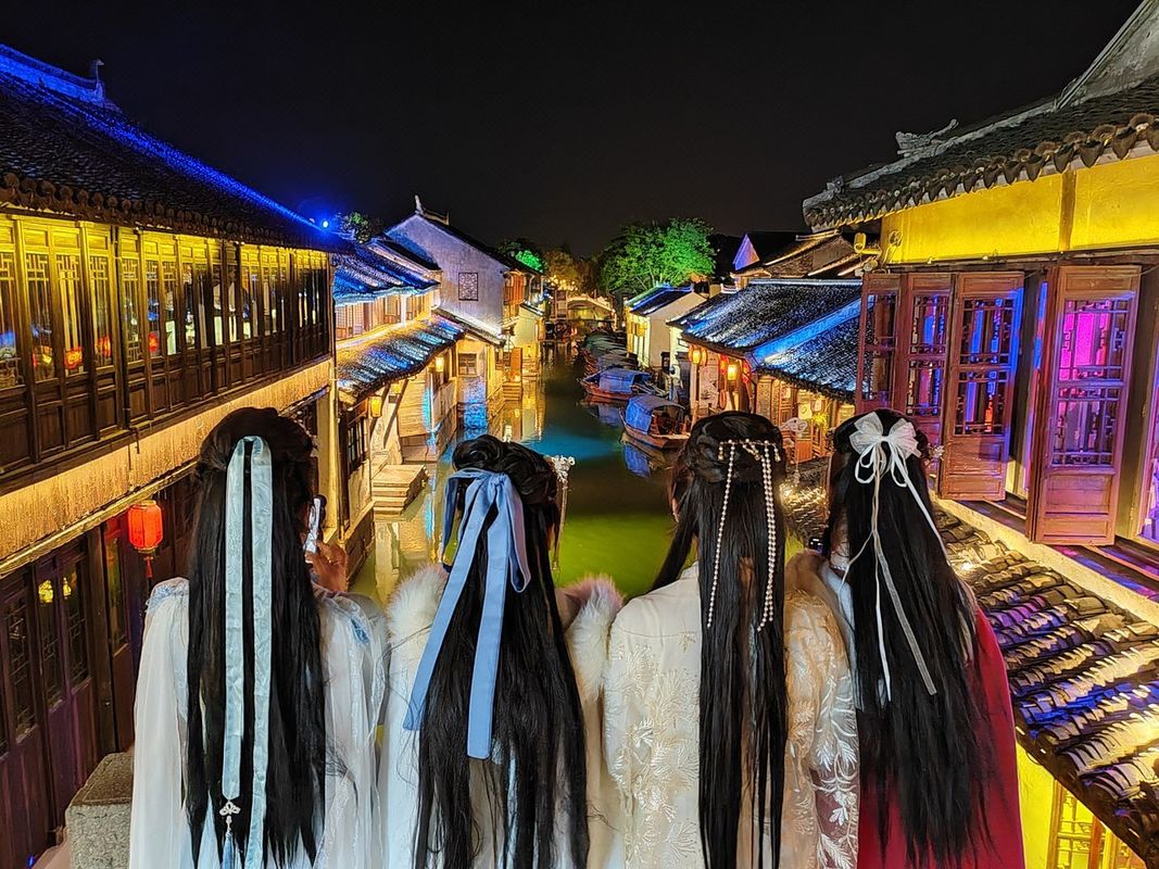 Zhouzhuang Water Town Manju Homestay