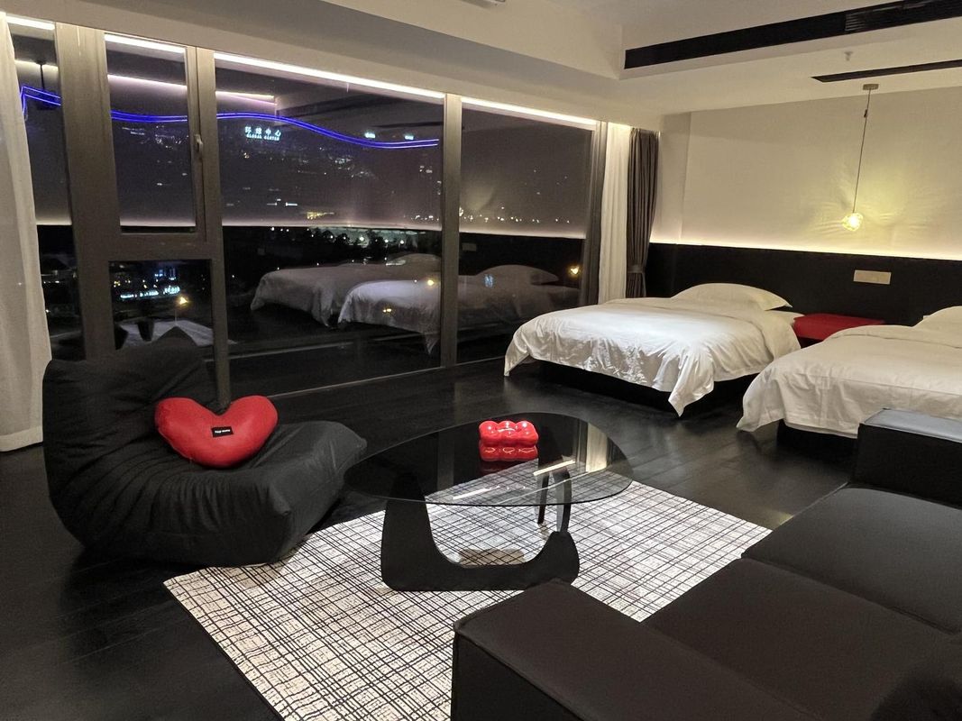 成果電競酒店(成都新會展環球中心店)