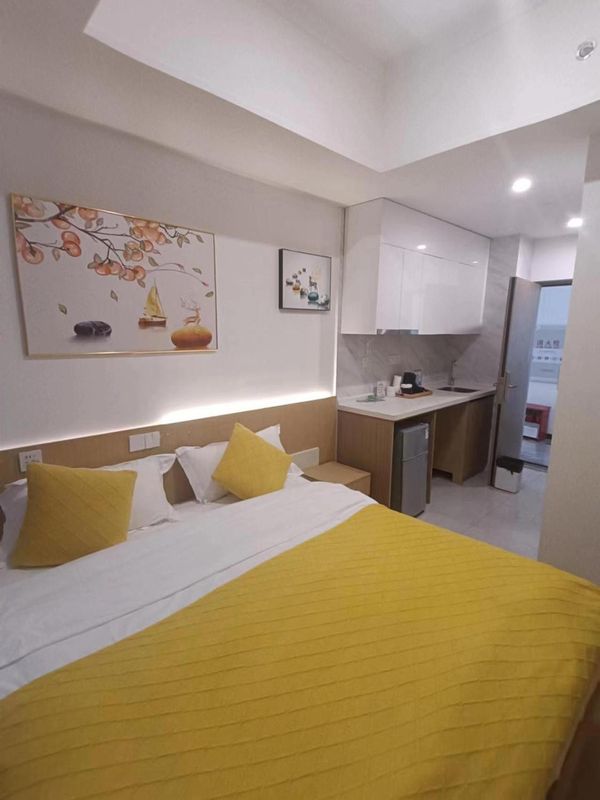 Hidden Mountain Lake Hotel