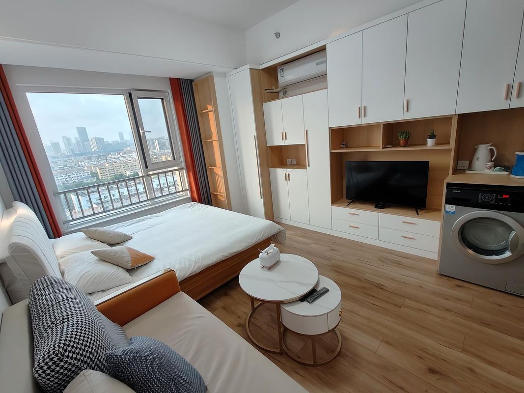 Xixi Huajian Homestay (Rizhao Jinhua Plaza)