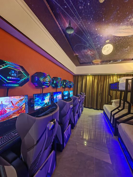 Linglan E-sports Hotel
